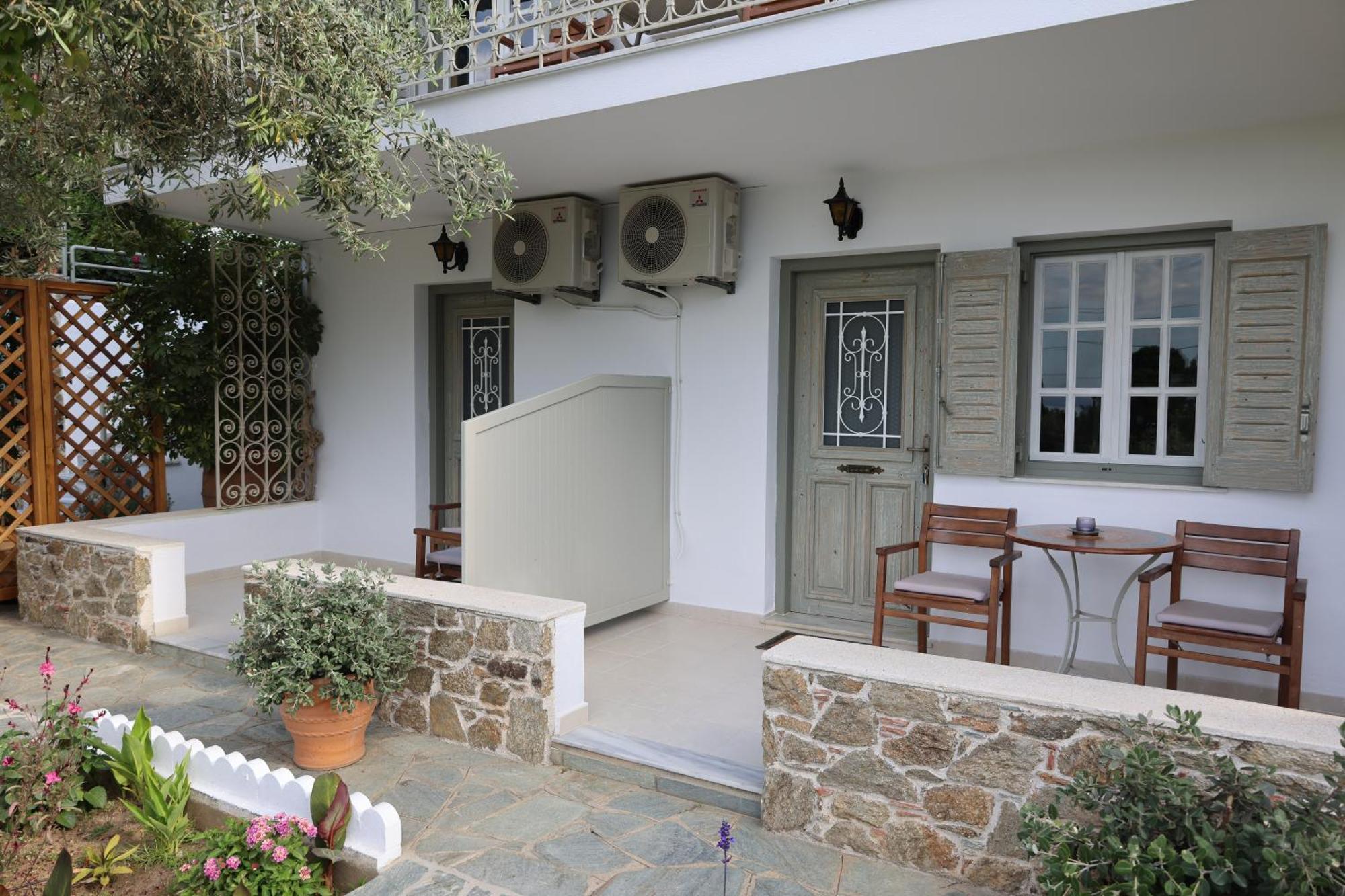 Studios Villa Eleni Platanias  Exteriör bild
