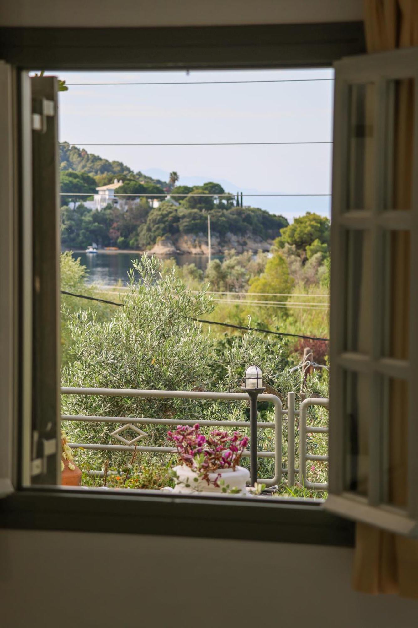 Studios Villa Eleni Platanias  Exteriör bild