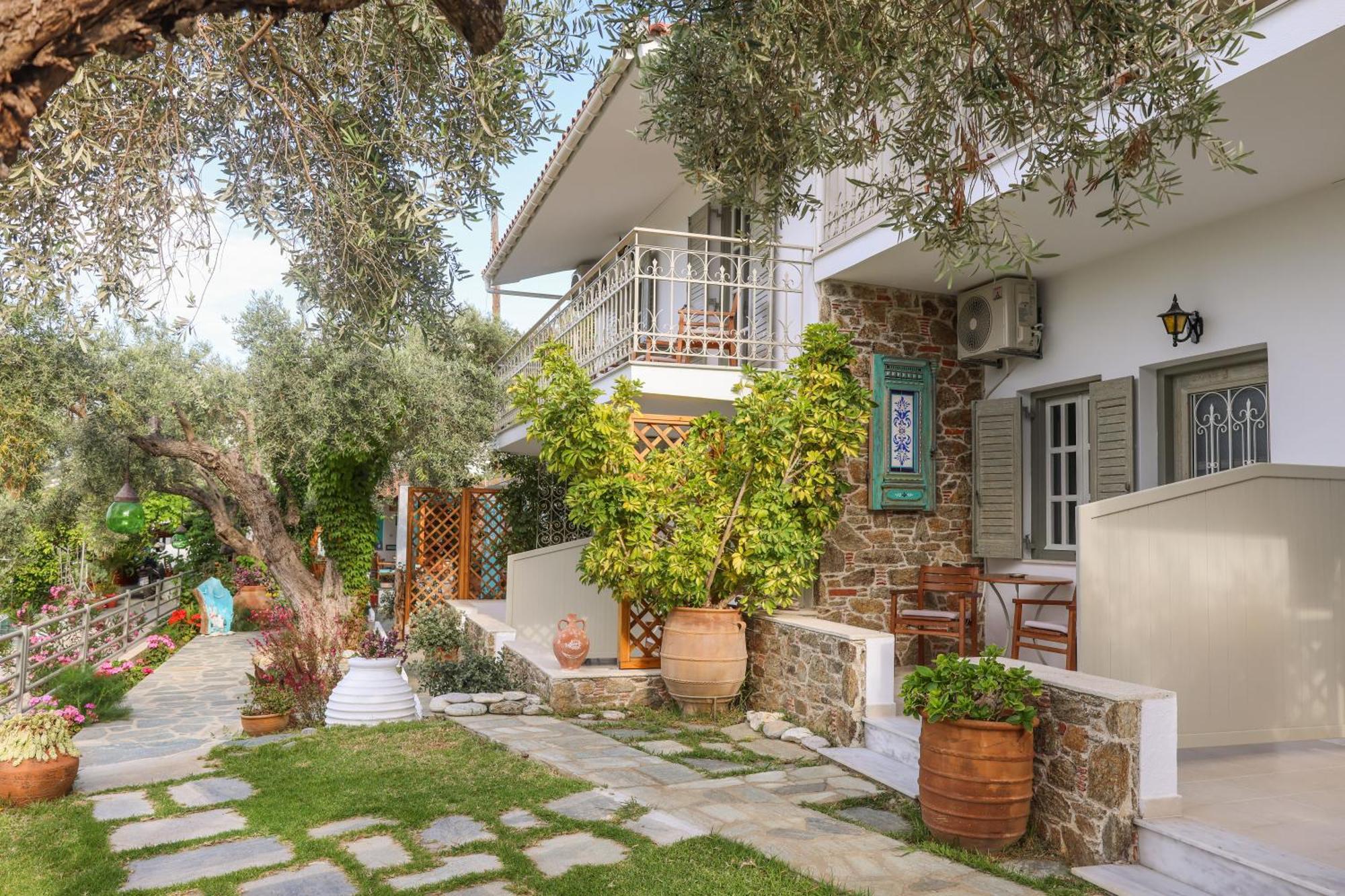 Studios Villa Eleni Platanias  Exteriör bild