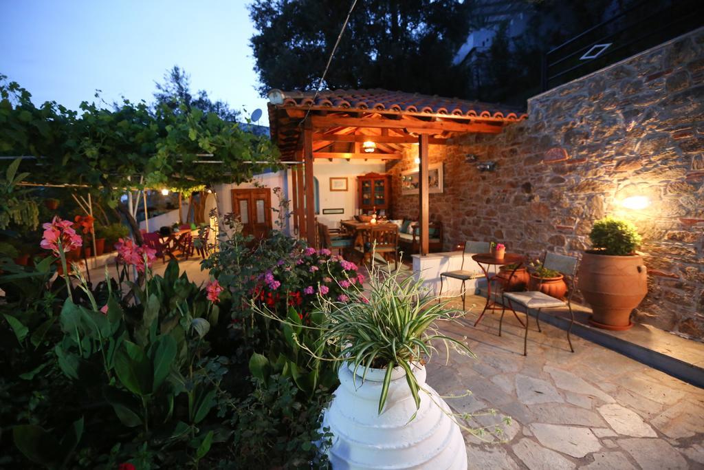 Studios Villa Eleni Platanias  Exteriör bild