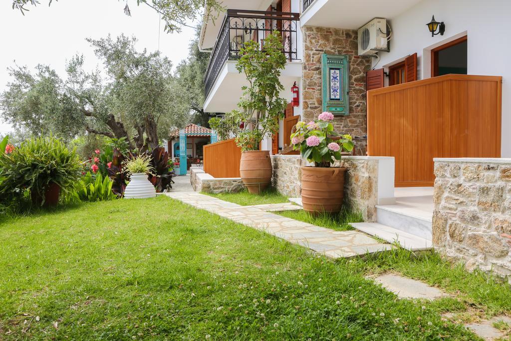 Studios Villa Eleni Platanias  Exteriör bild