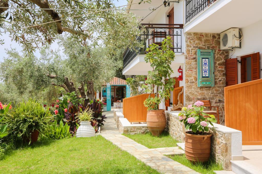 Studios Villa Eleni Platanias  Exteriör bild